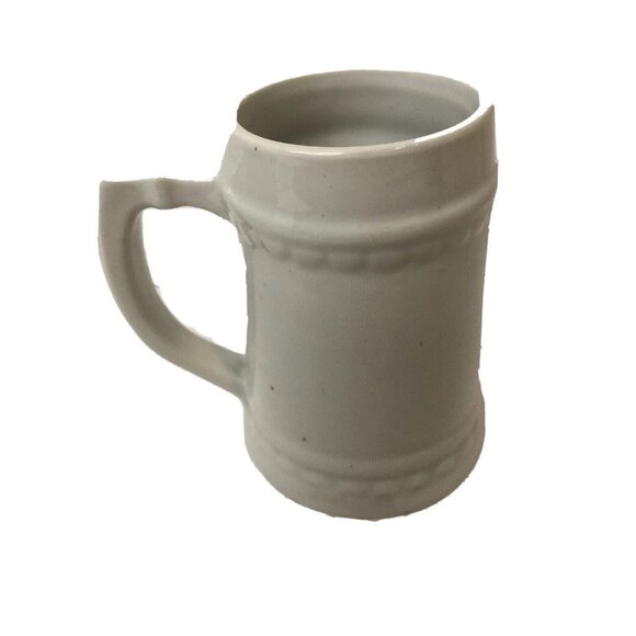 Knott’s Berry Farm Peanuts Celebrating Charlie Brown Snoopy Ceramic Mug 5 1/2" - Picture 2 of 5